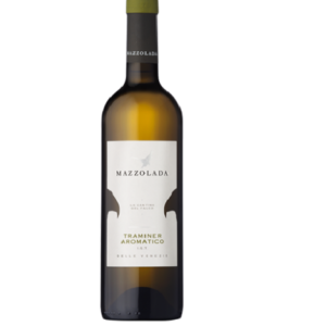 Traminer Aromatico IGT delle Venezie GRADO ALCOLICO 12.5% Vol ZONA Lison-Pramaggiore, Veneto Orientale (provincia di Venezia) VITIGNO Traminer Aromatico 100% VIGNA Terreno pianeggiante, calcareo–dolomitico, argilloso e ben drenato. Forma di potatura a Guyot con densità di 4400 piante/ha. VINIFICAZIONE In bianco,separando subito le bucce dal mosto con pressatura soffice. Fermentazione a 15-16° C. con lieviti selezionati, per una durata di 12-15-gg NOTE DI DEGUSTAZIONE Di colore giallo paglierino intenso, talvolta con riflessi dorati, sprigiona note fragranti di rosa e frutti tropicali maturi. Gusto pieno, asciutto, gradevolmente aromatico. ACCOSTAMENTI Ottimo con crostacei, formaggi semistagionati, salumi speziati e paté di fois gras. Adatto anche alle cucine orientali grazie al suo gusto speziato. Temperatura di servizio 10°C. CONSERVAZIONE Conservare le bottiglie in un luogo fresco, asciutto ed al riparo della luce,possibilmente coricate