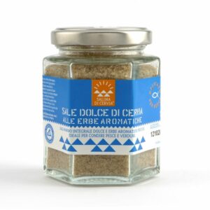 alle Erbe Aromatiche ideali per pesce Sale Dolce di Cervia e Erbe Aromatiche raccolte in Romagna (erba cipollina e timo) esclusivamente fresche perché conservino tutti gli aromi e profumi naturali, accuratamente dosate e abbinate con aglio e peperoncino secondo la tradizione salinara. Particolarmente indicato per pesce, verdure fresche, insalate miste.